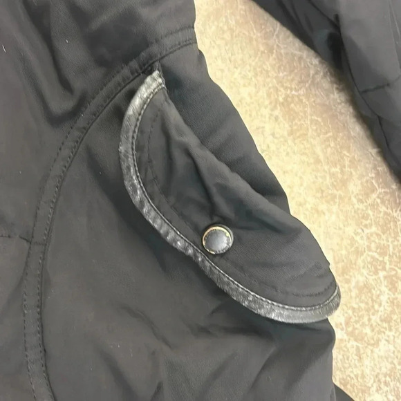 Atelier noir removable fur hood down coat - Picture 3 of 10